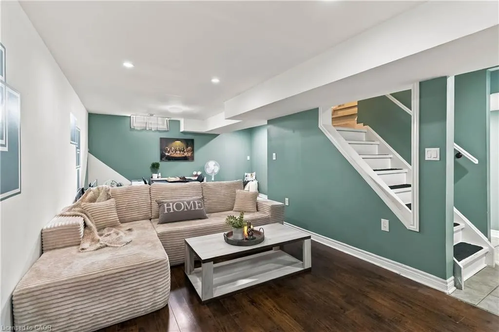 608 Woodward Avenue