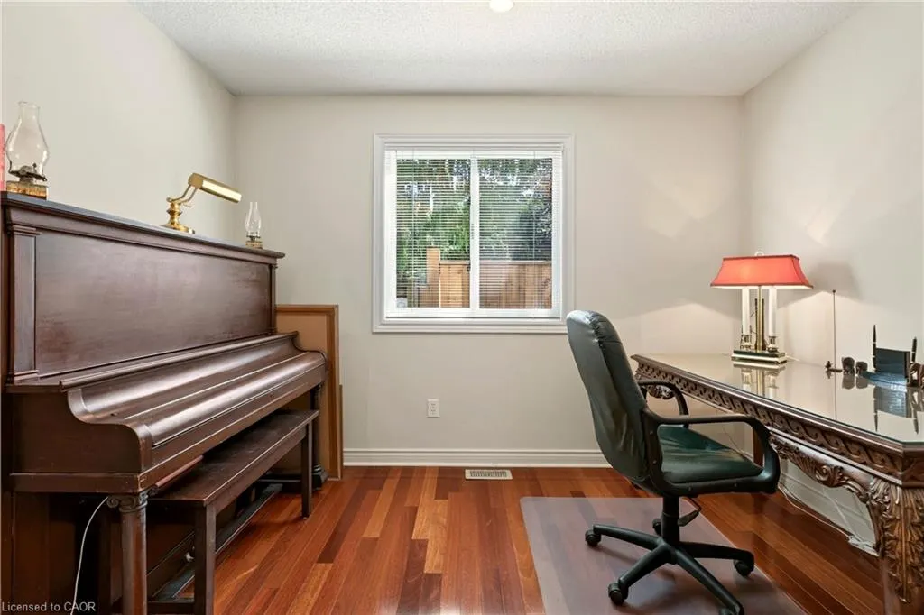 4 Lido Drive