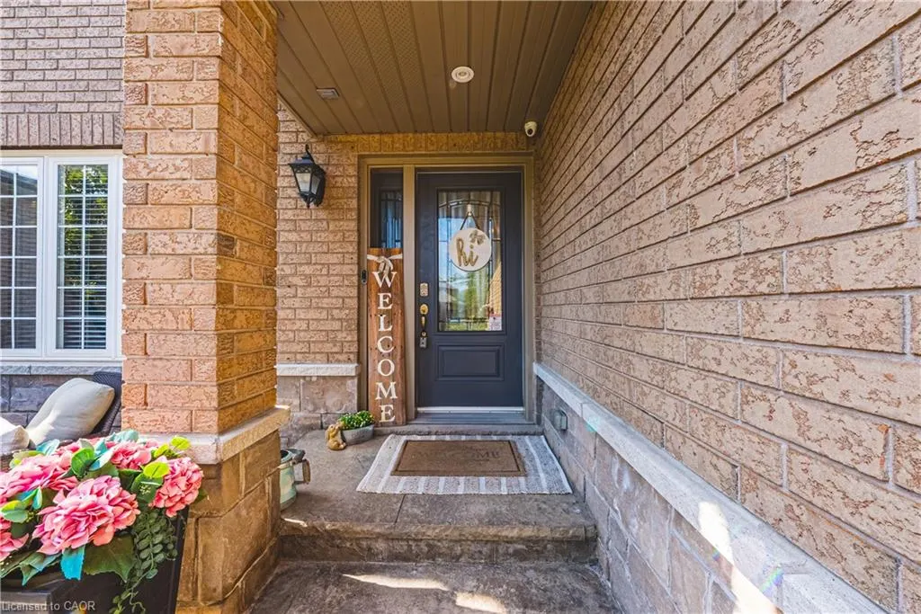 71 Riviera Ridge