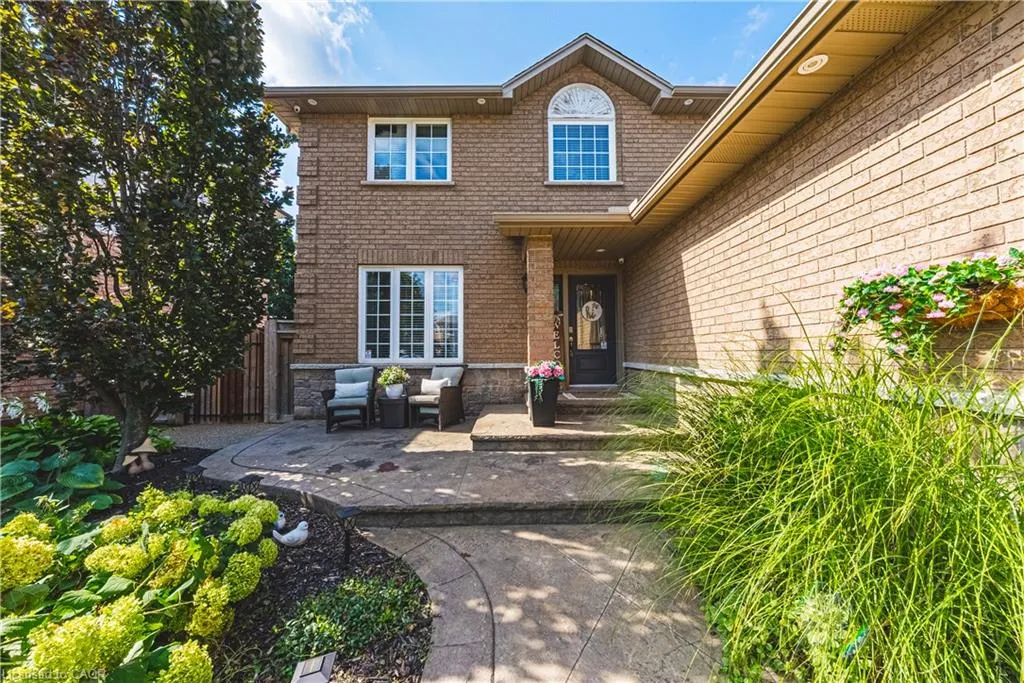 71 Riviera Ridge