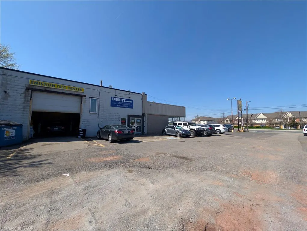 542-548 Highway 8