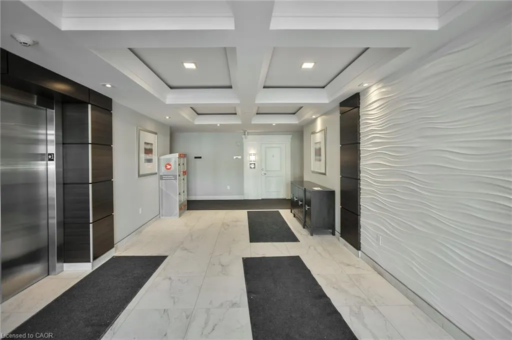640 Sauve Street #111