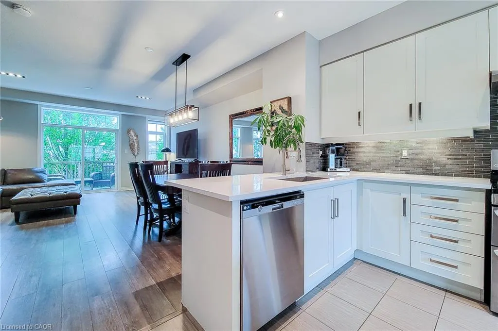257 Parkside Drive #16