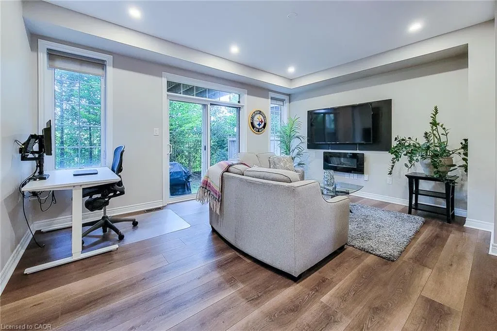 257 Parkside Drive #16