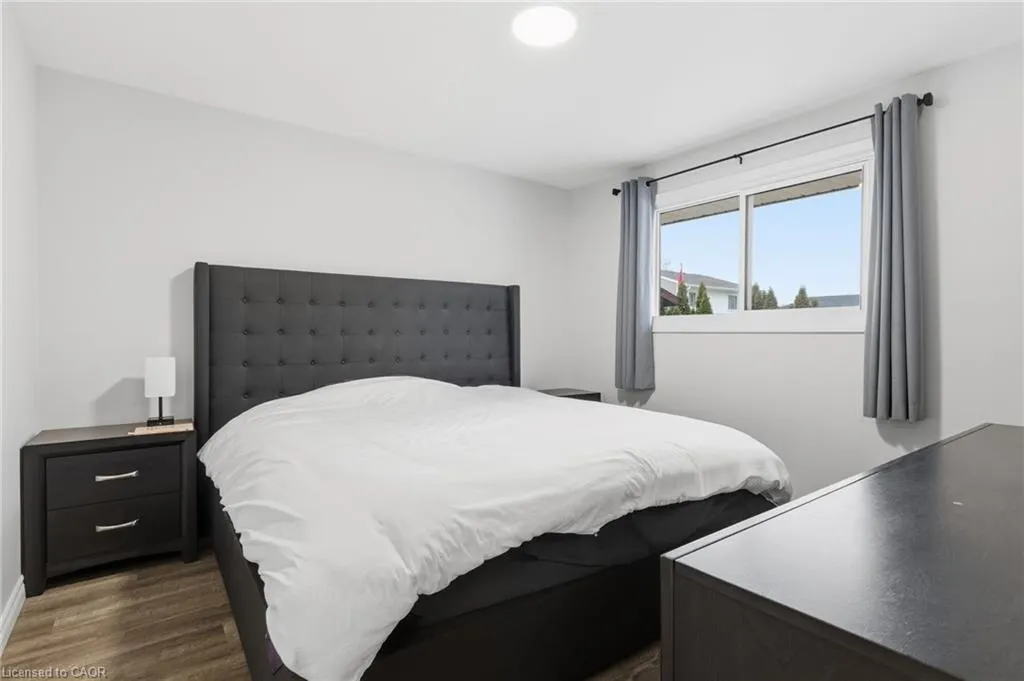 27 Blenheim Drive