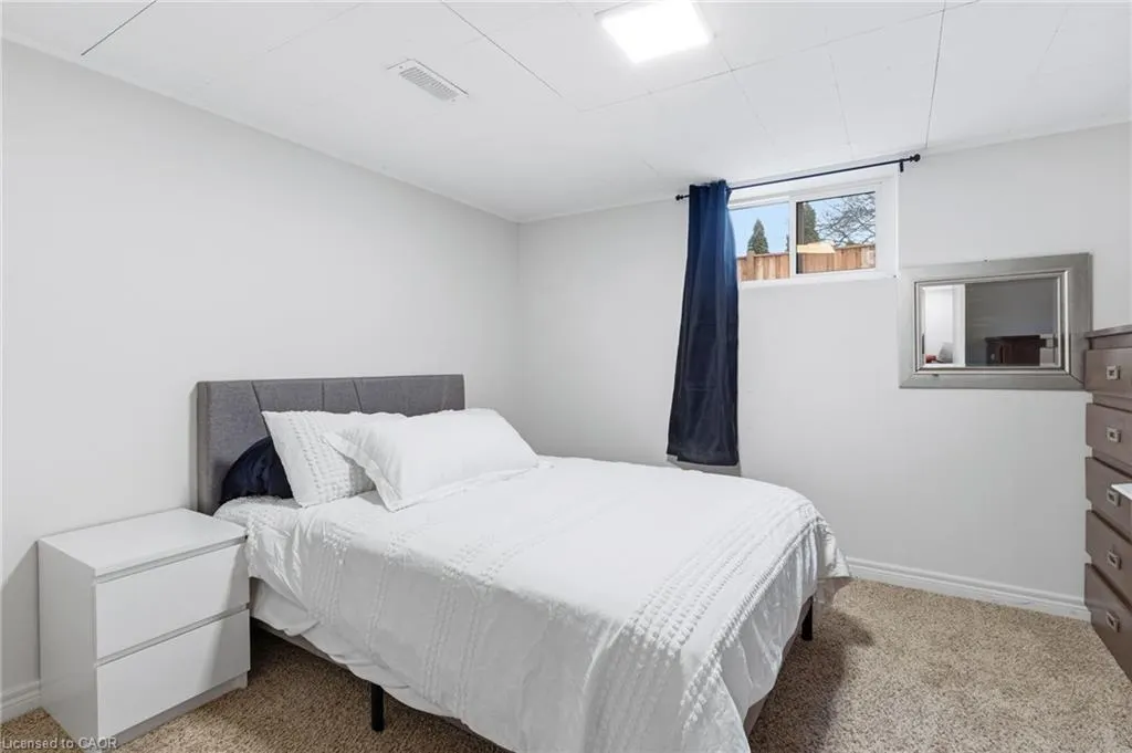 27 Blenheim Drive