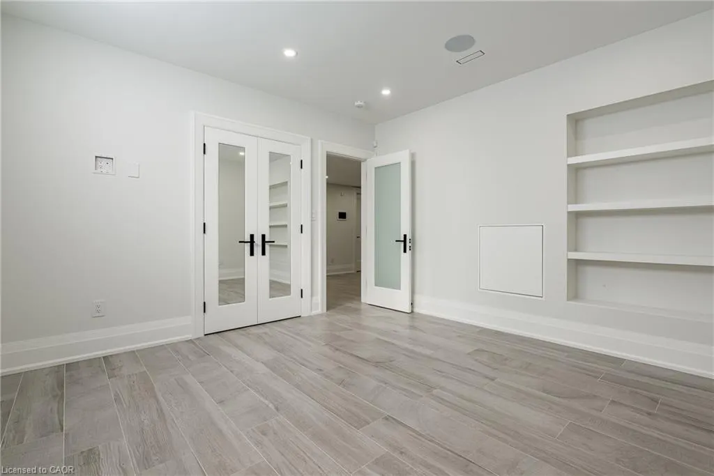 481 Chartwell Road