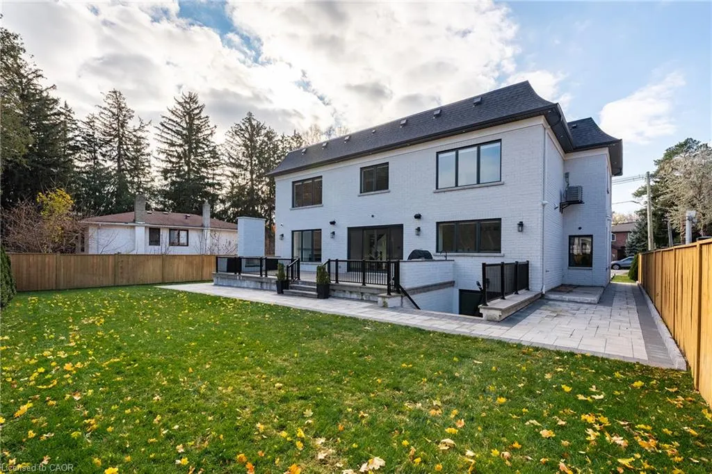 481 Chartwell Road