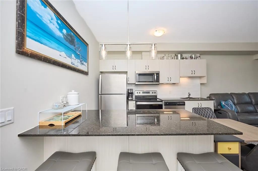 16 Concord Place #803