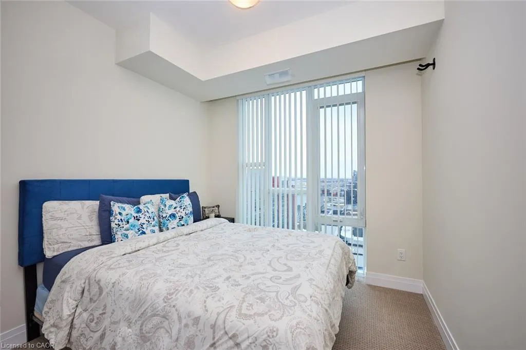 16 Concord Place #803