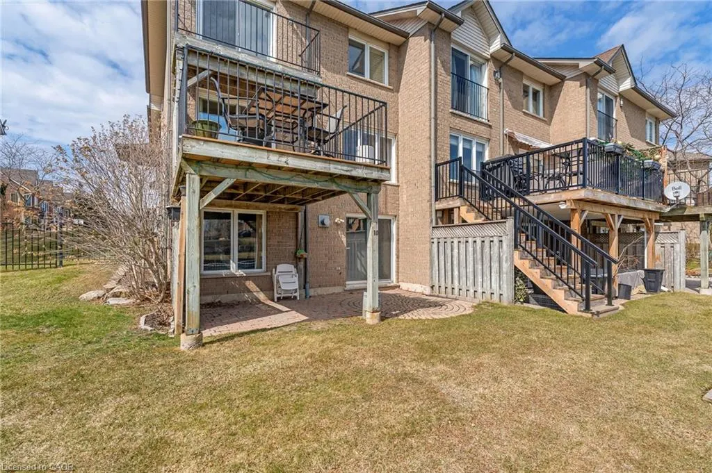 85 Edgewater Drive #10