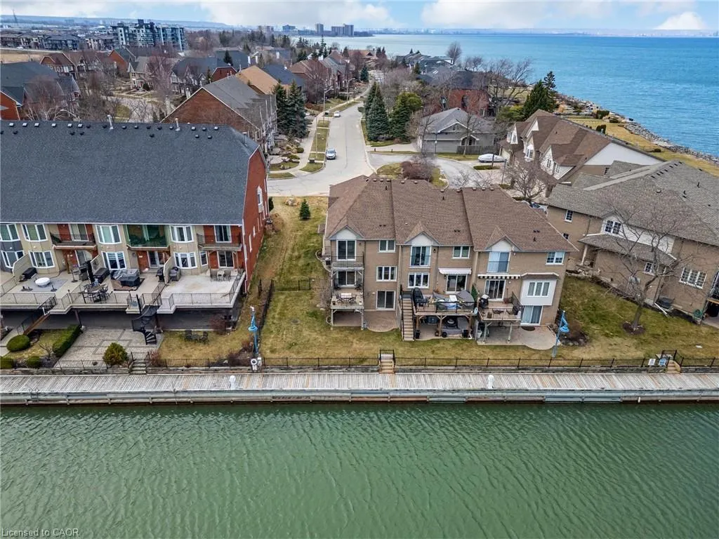 85 Edgewater Drive #10