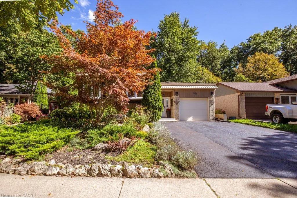 32 Beechwood Avenue