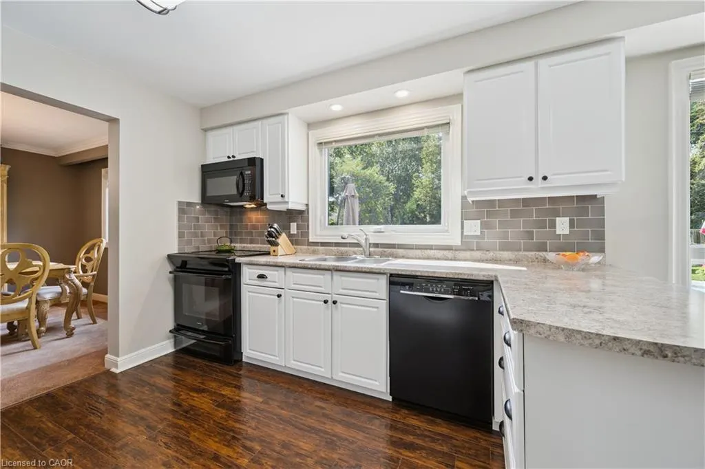 250 Mccraney Street W