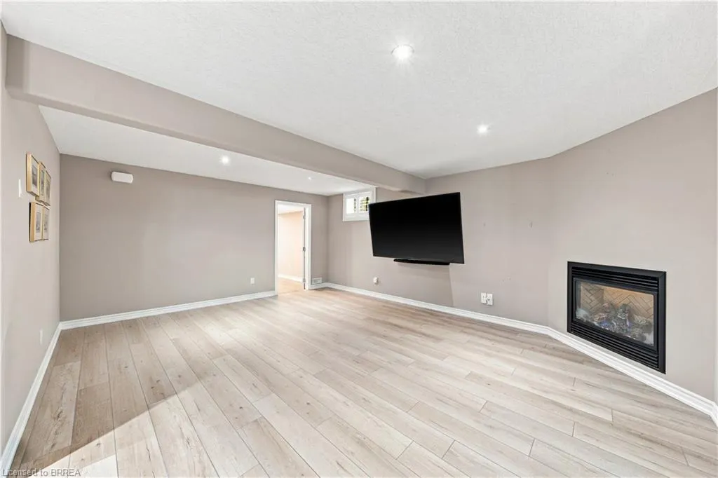 30 Cedar Street #4