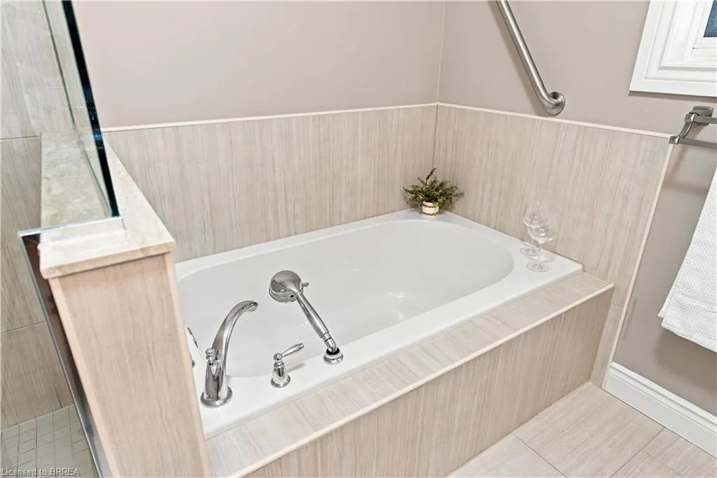 30 Cedar Street #4