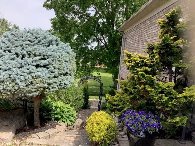 10 Cobblestone Drive #25