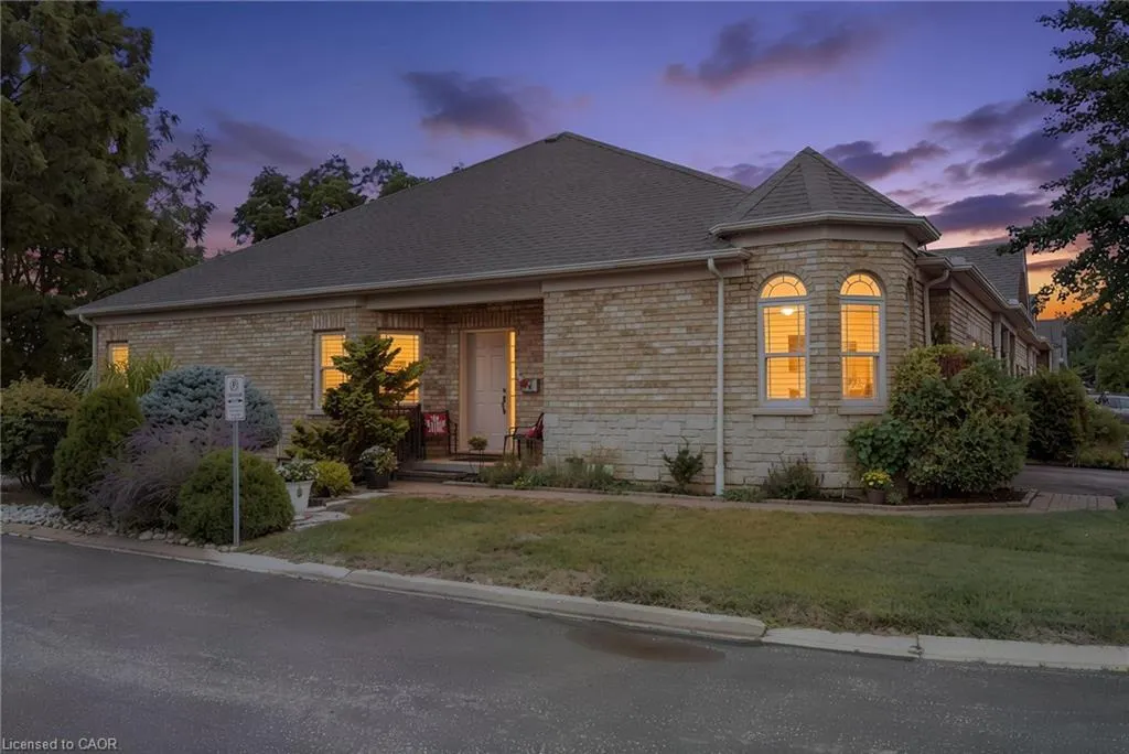10 Cobblestone Drive #25