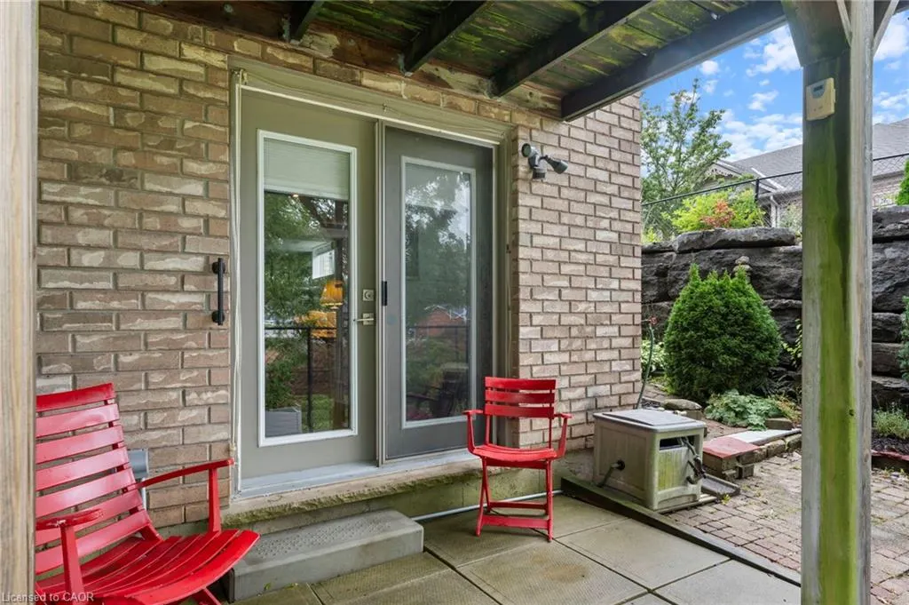 10 Cobblestone Drive #25
