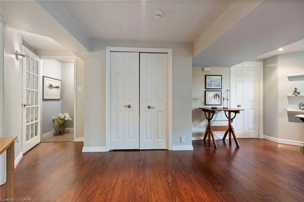 10 Cobblestone Drive #25