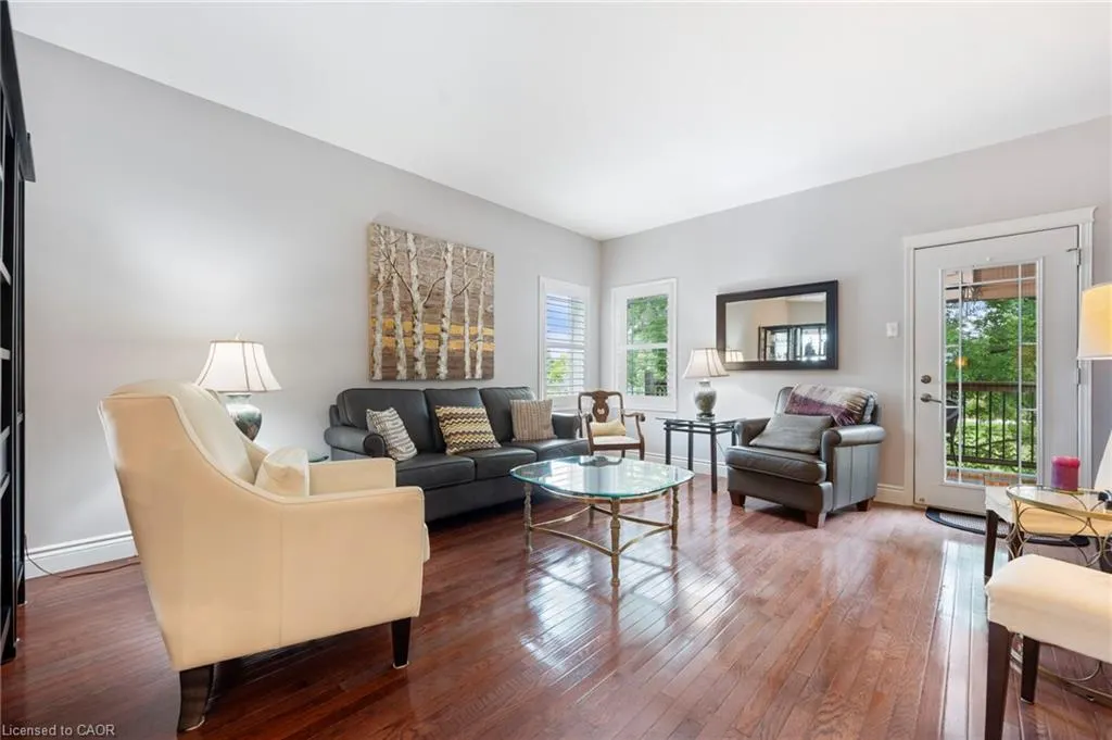 10 Cobblestone Drive #25