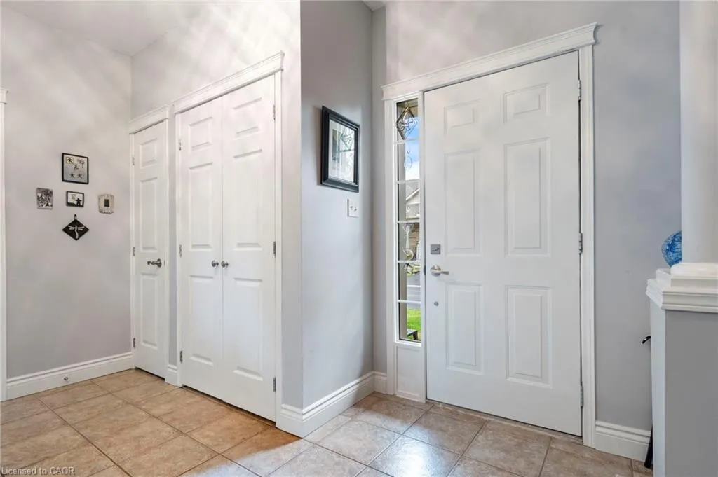 10 Cobblestone Drive #25