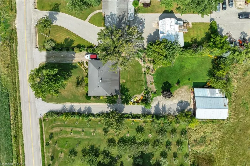 609 Green Mountain Road E