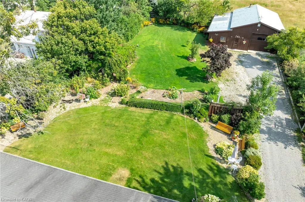 609 Green Mountain Road E
