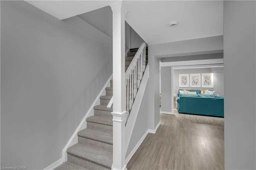 32 Tossell Avenue