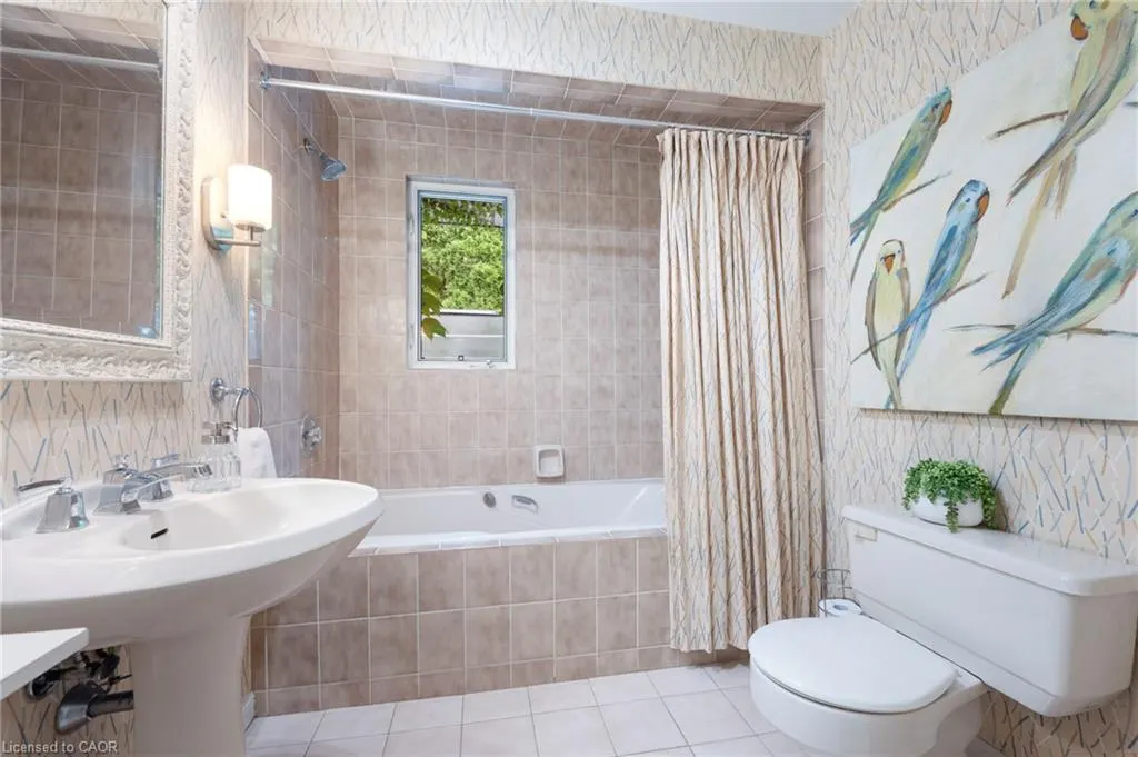 1529 Wembury Road