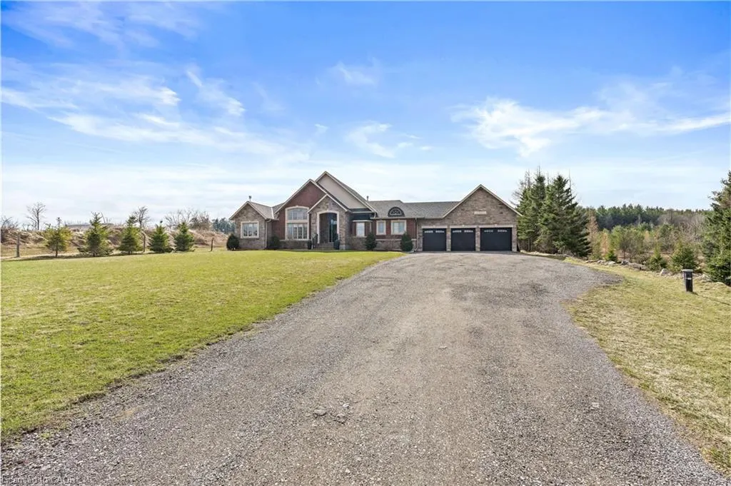 9677 Tenth Sideroad