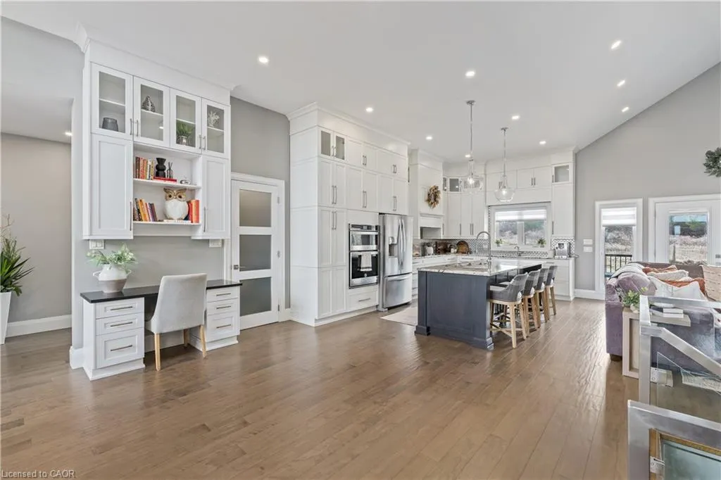 9677 Tenth Sideroad