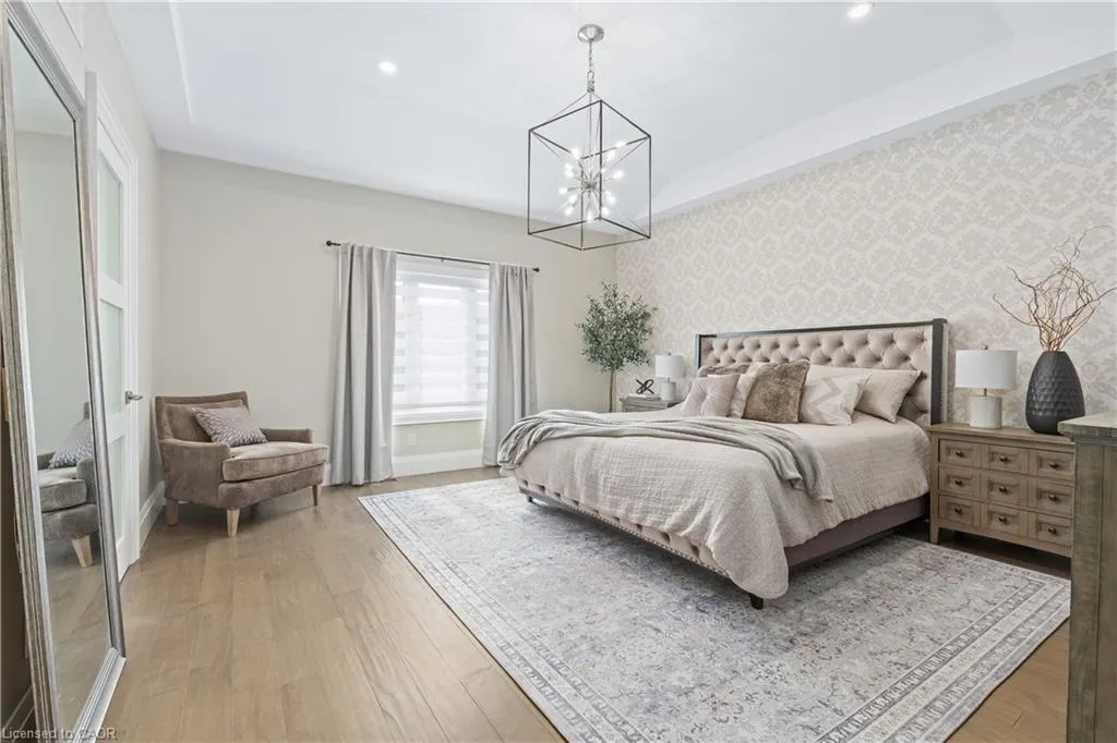 9677 Tenth Sideroad
