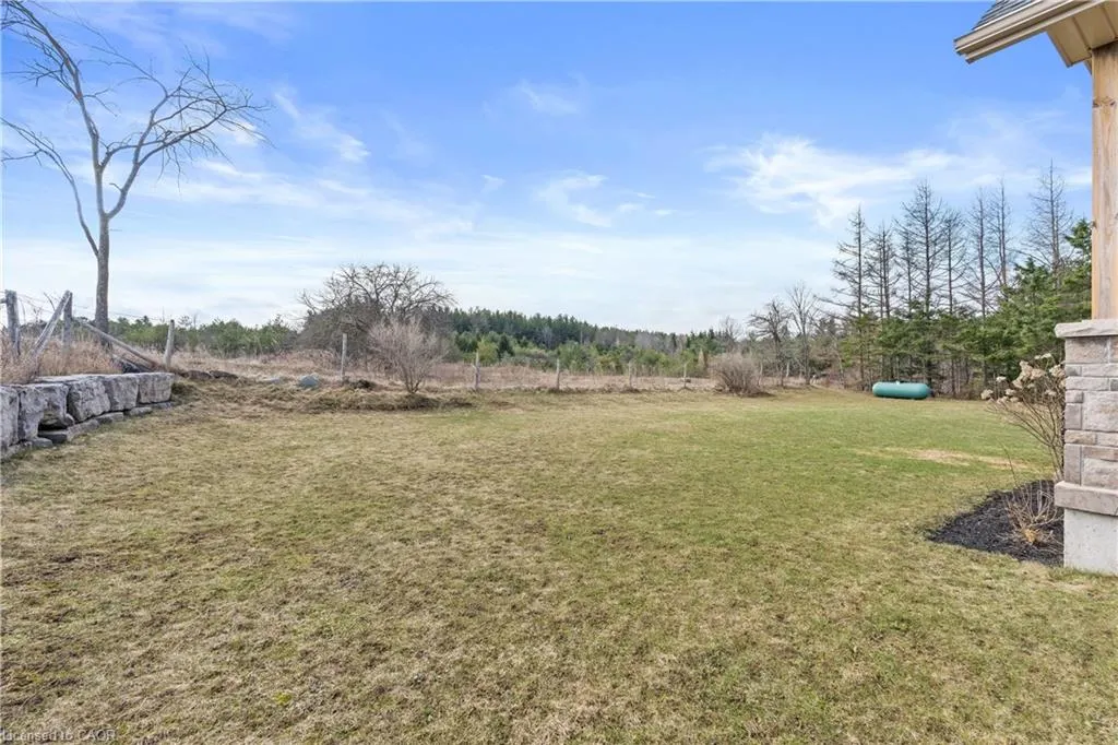 9677 Tenth Sideroad