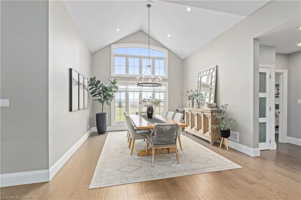9677 Tenth Sideroad