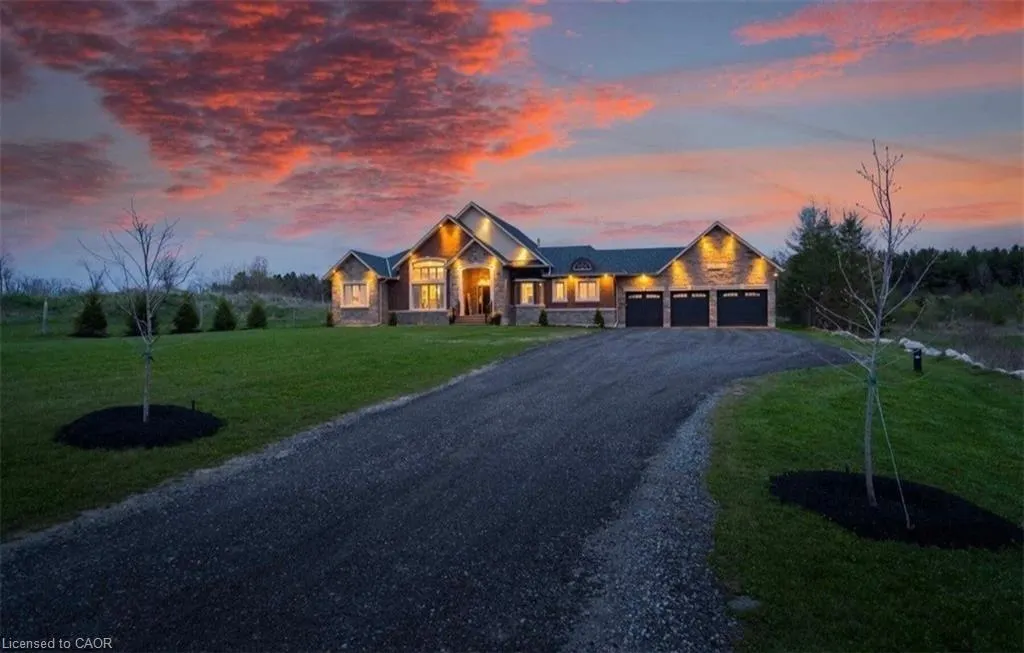 9677 Tenth Sideroad