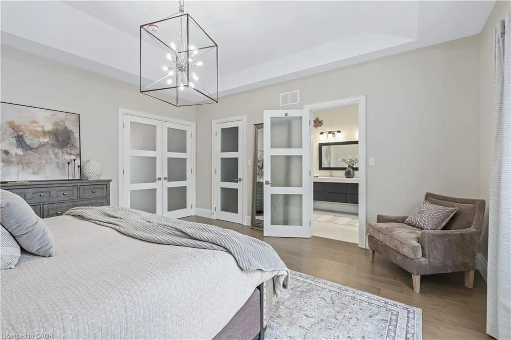 9677 Tenth Sideroad