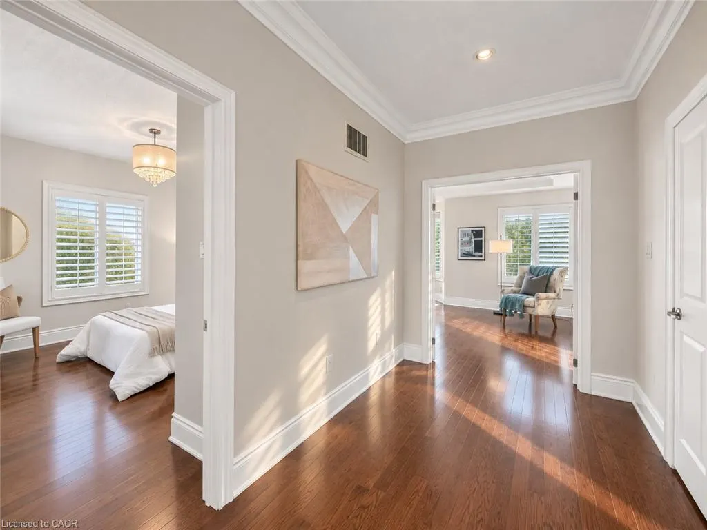 2121 Blackforest Crescent