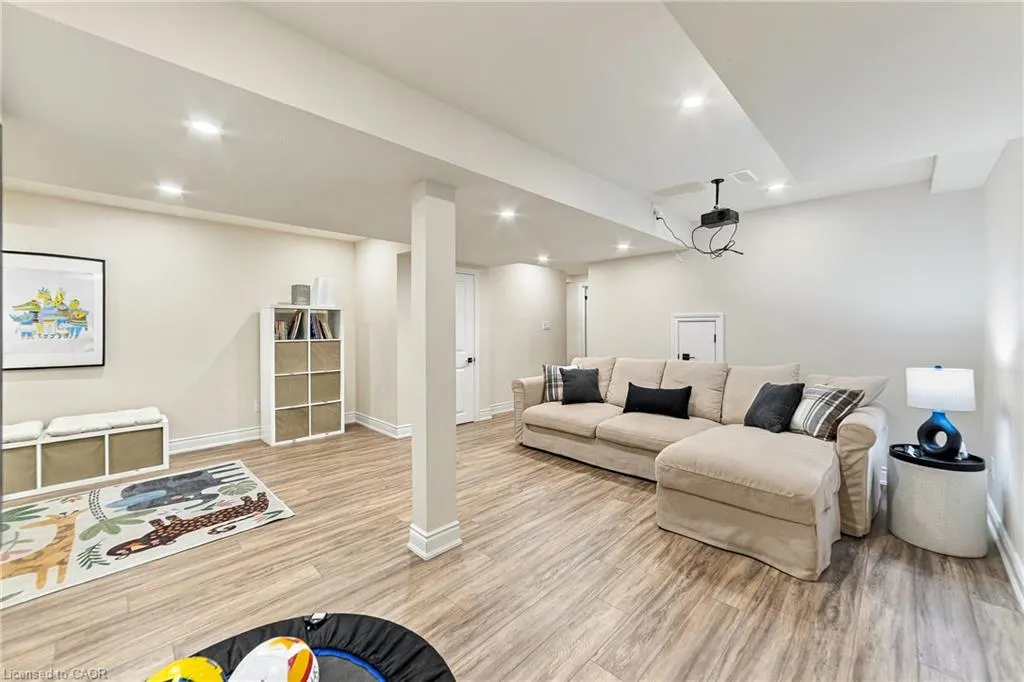 2093 Golden Orchard Trail