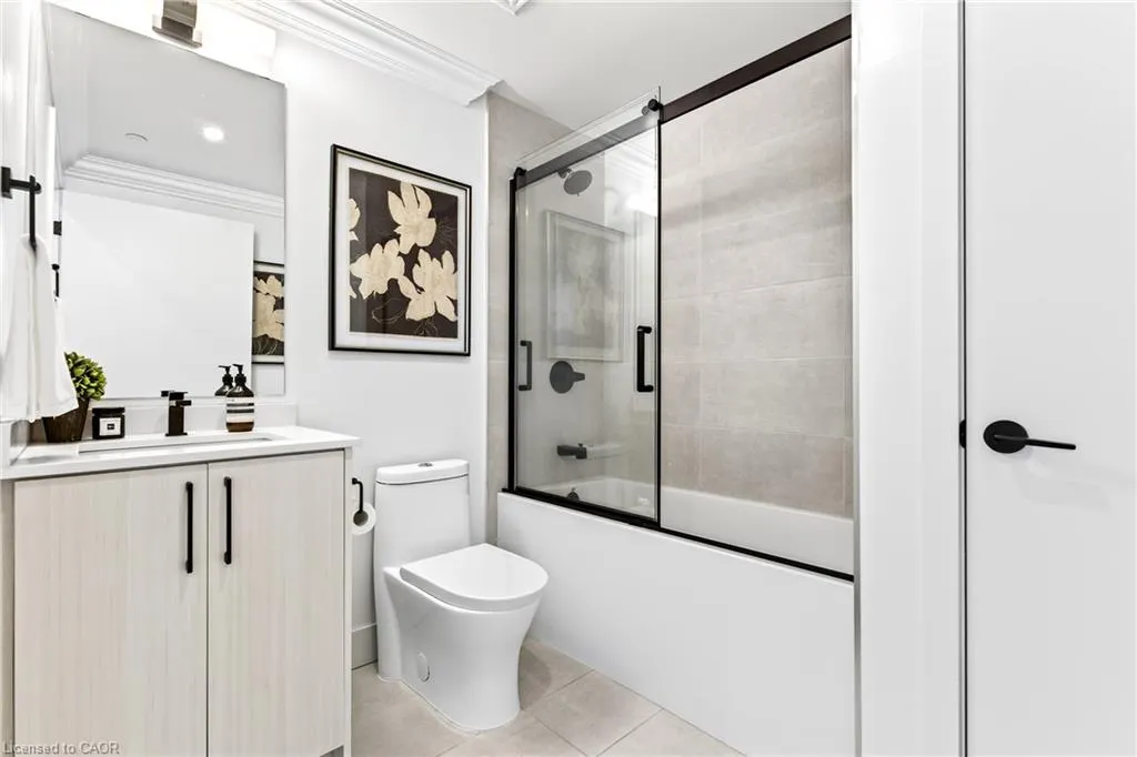 2450 Old Bronte Road #702