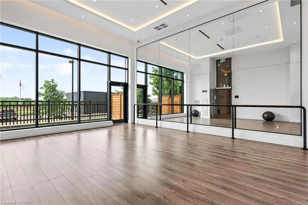 2450 Old Bronte Road #702