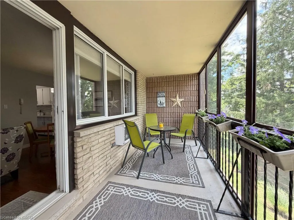 944 Caledonian View #301
