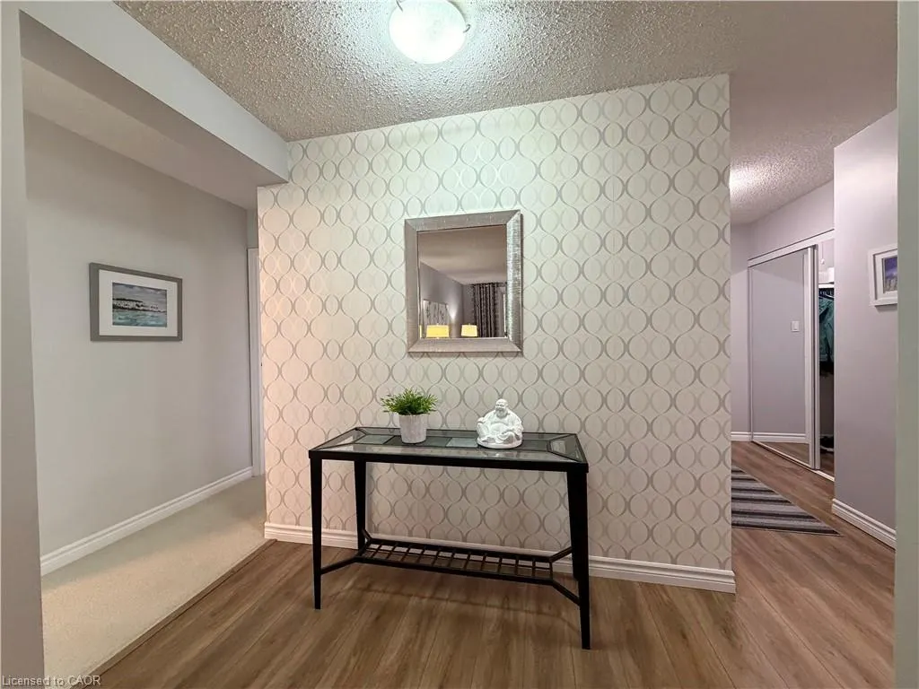 944 Caledonian View #301
