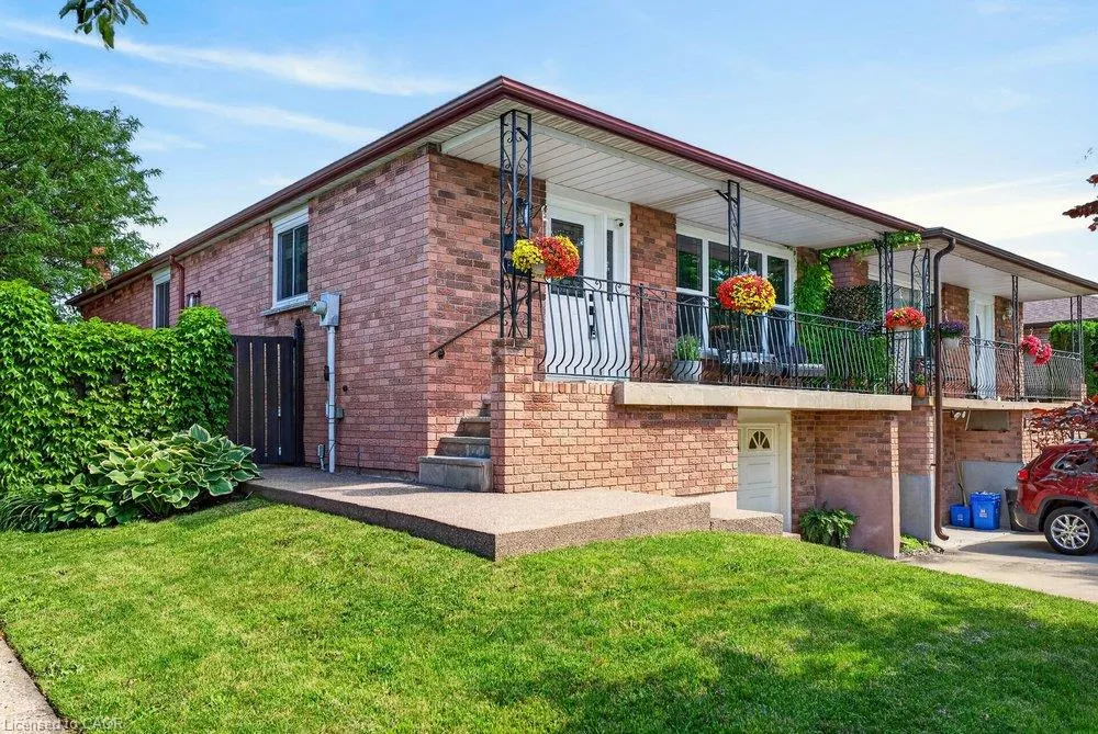 102 Birchlawn Drive