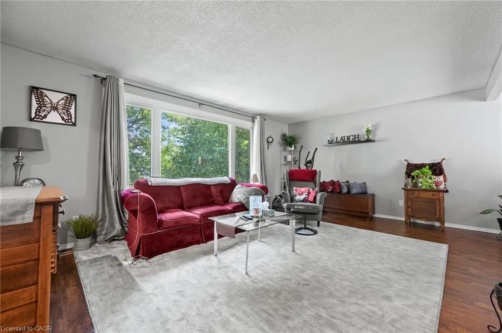 31 Mulberry Lane