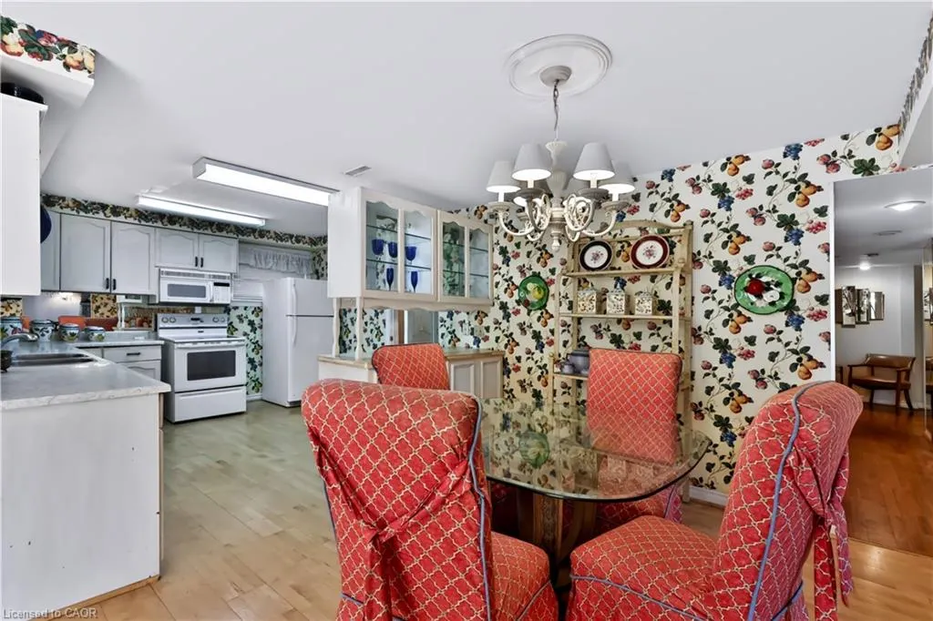 6036 St. Ives Way
