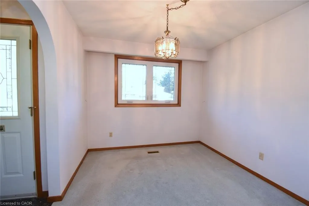 5 Rogers Road