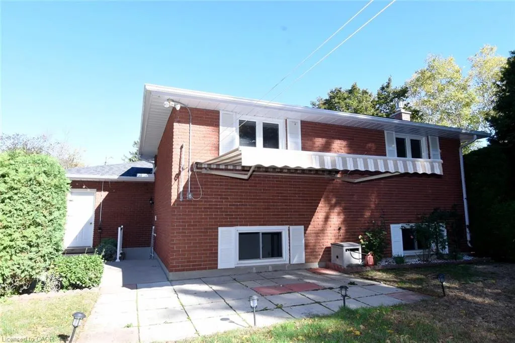5 Rogers Road