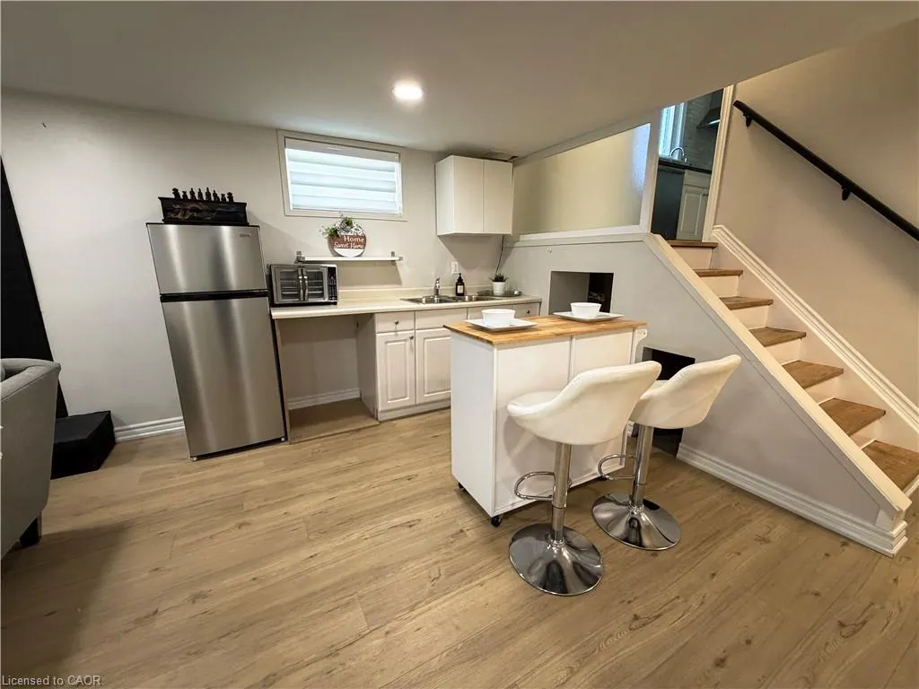 238 Laurier Avenue