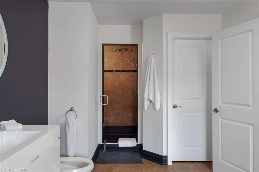 120 Bronte Road #7